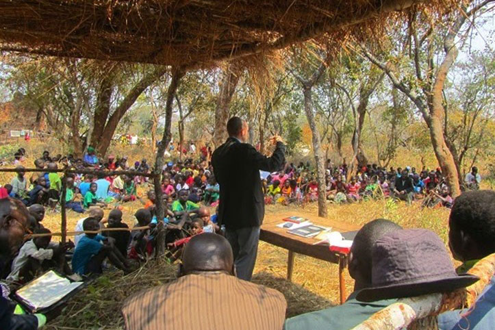 Nicholas Peveto preaching to a conference in the Northwestern Province of Zambia -2016