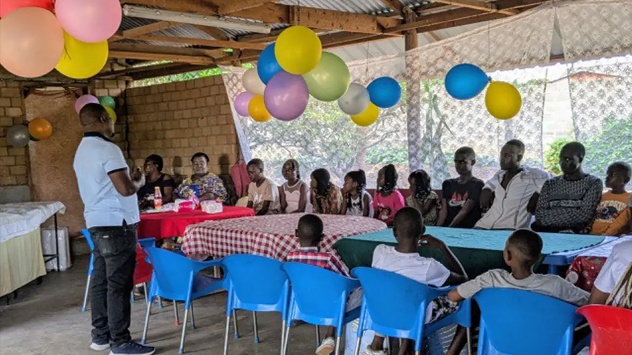 Christmas_at_Chande_Orphanage